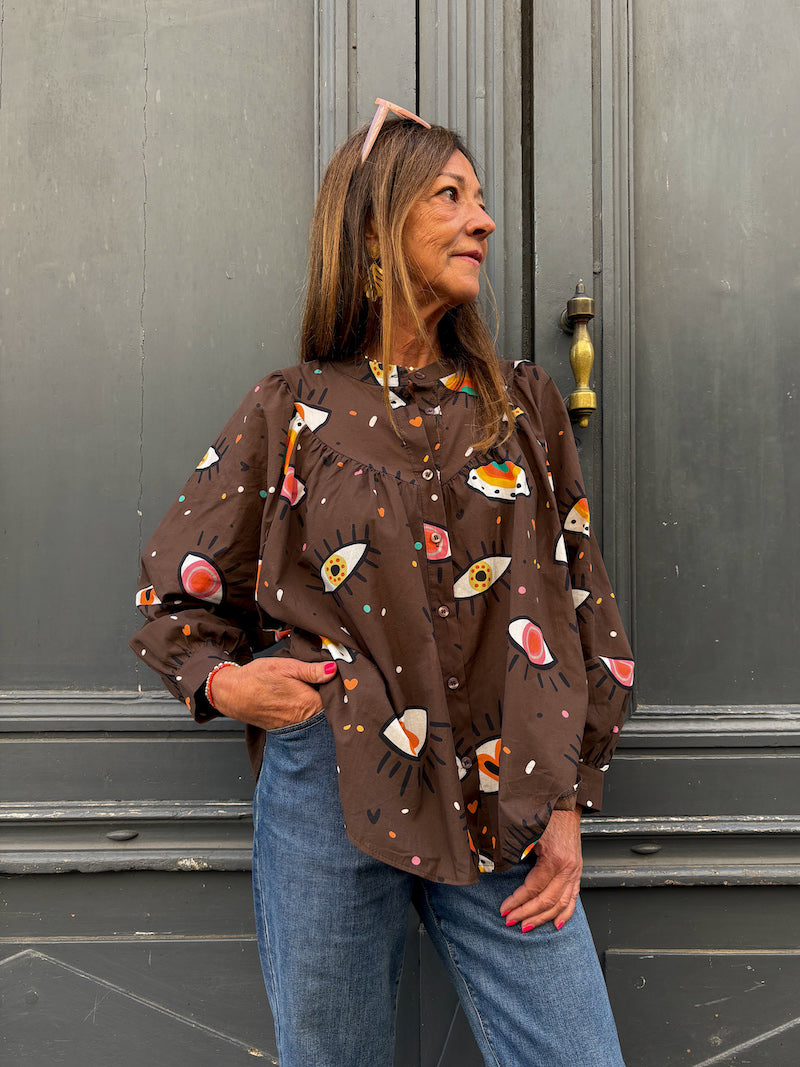 Blouse marron chocolat imprimé oeil protecteur coloré April Vintage