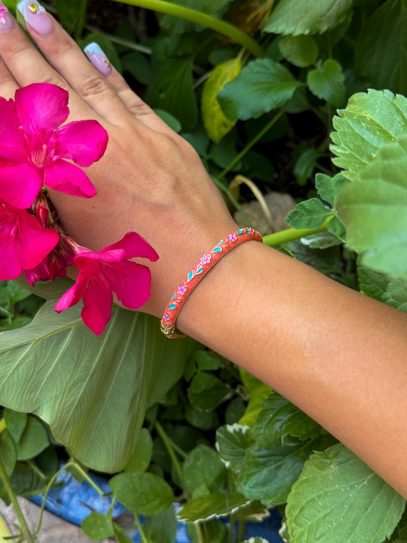Bracelet jonc en acier bohème à fleurs