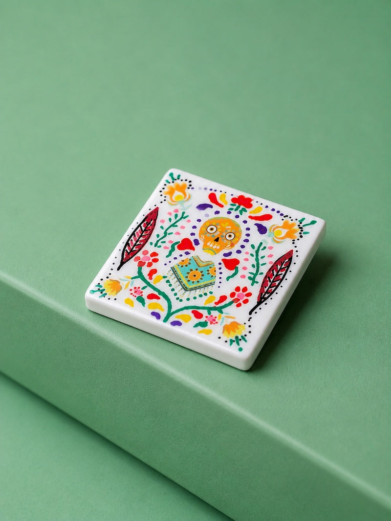 broche colorée tête de mort mexicaine calavera