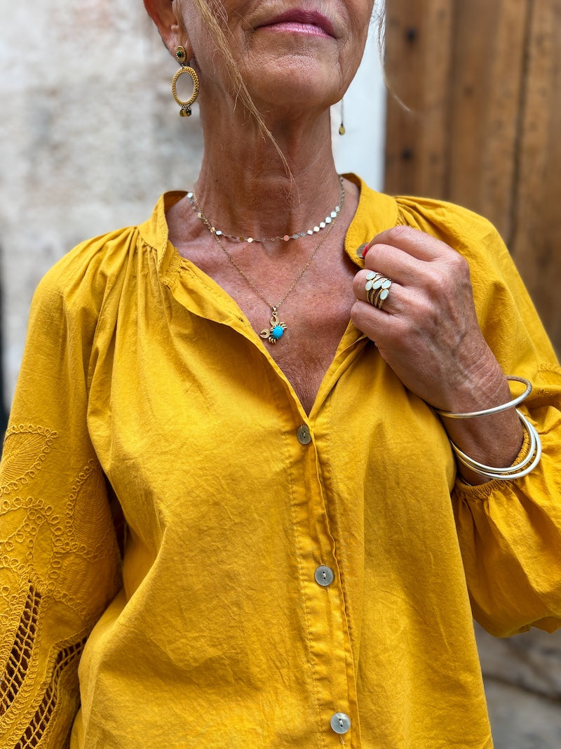 Blouse boutonnée broderies sur les manches - Bohème et chic