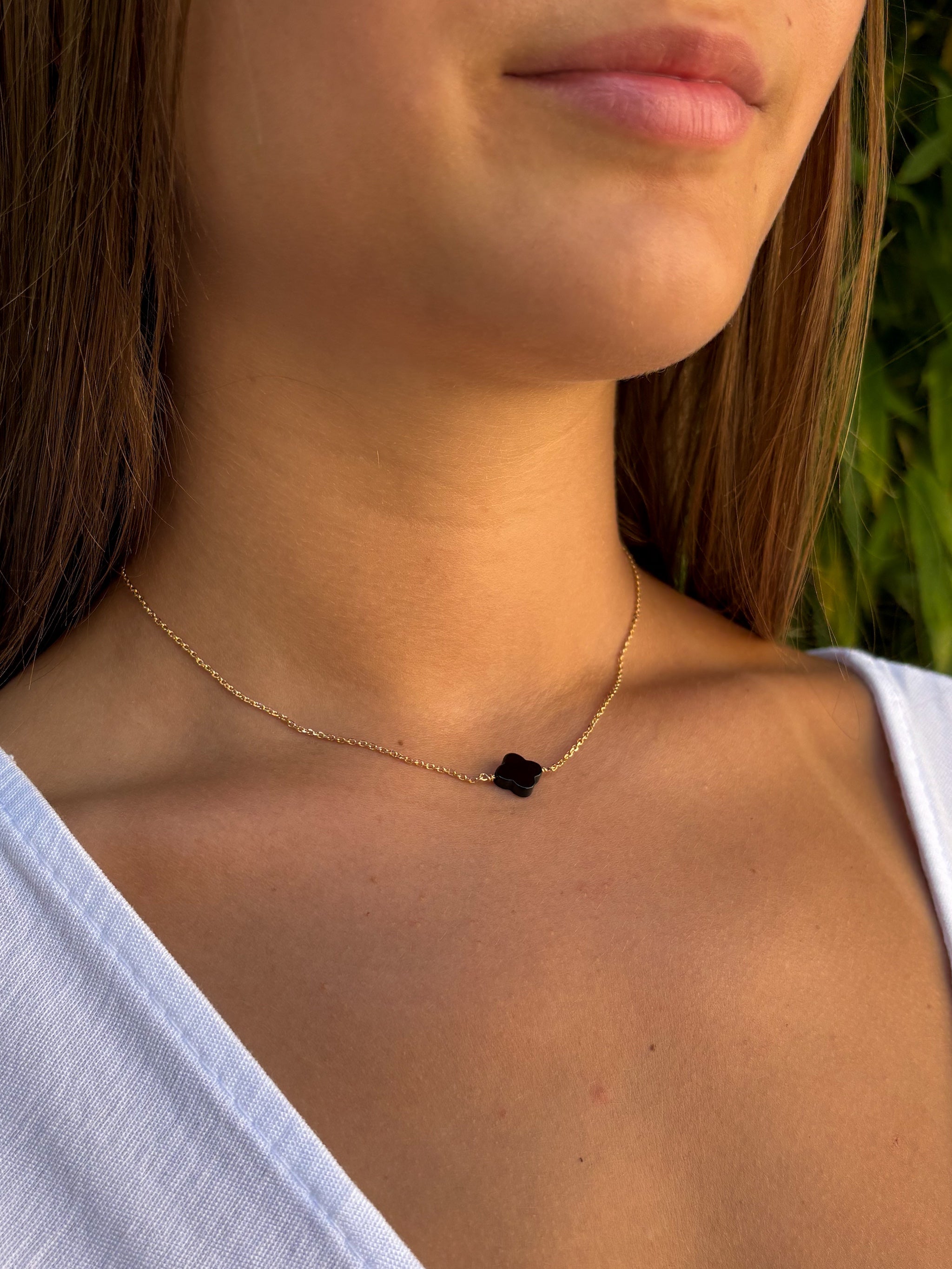 Collier minimaliste porte-bonheur pendentif trèfle