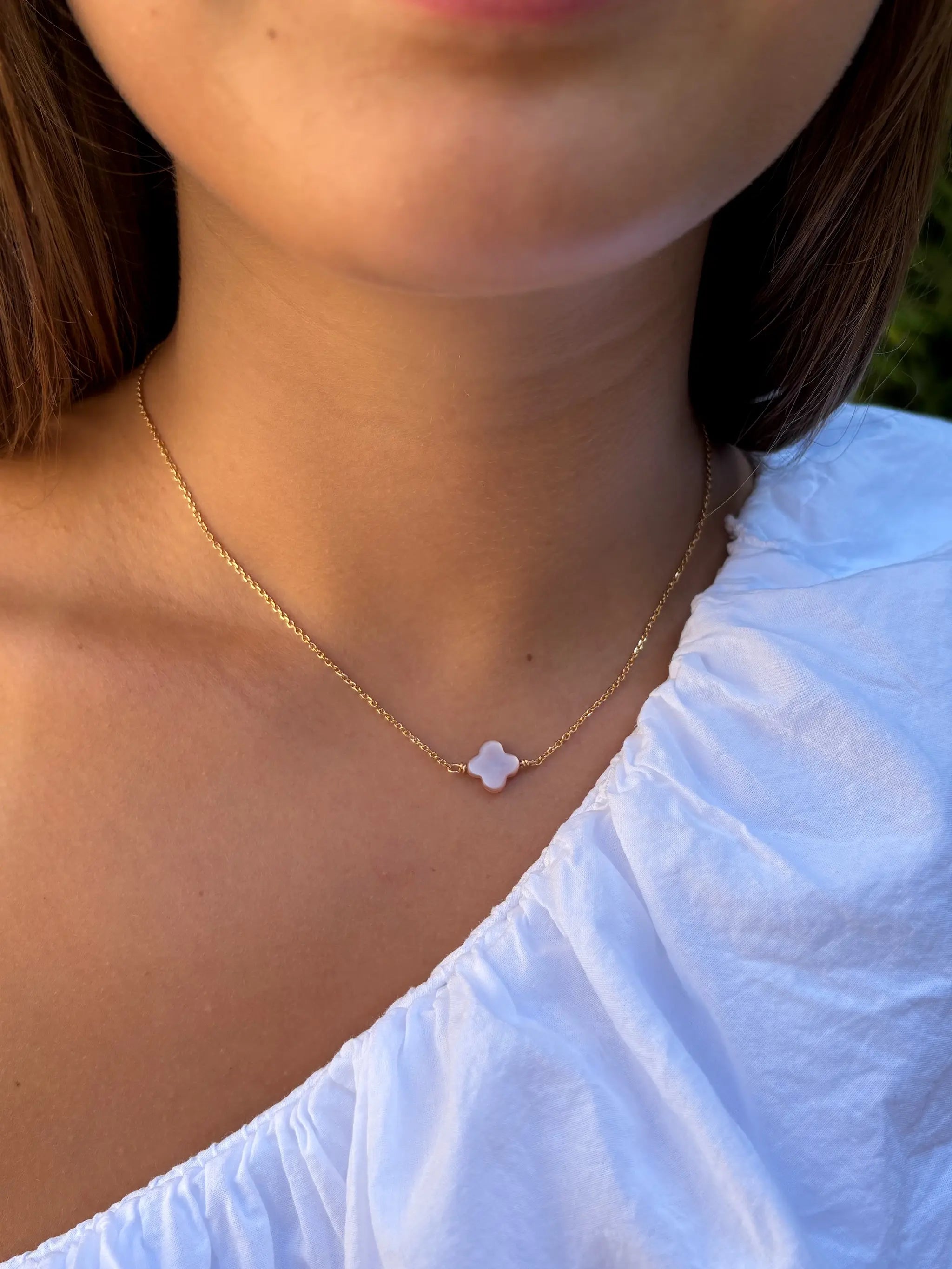 Collier trèfle en plaqué or doré