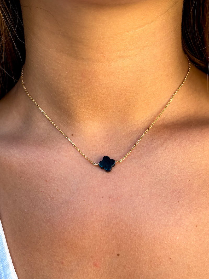 Collier trèfle en plaqué or et onyx Lucky