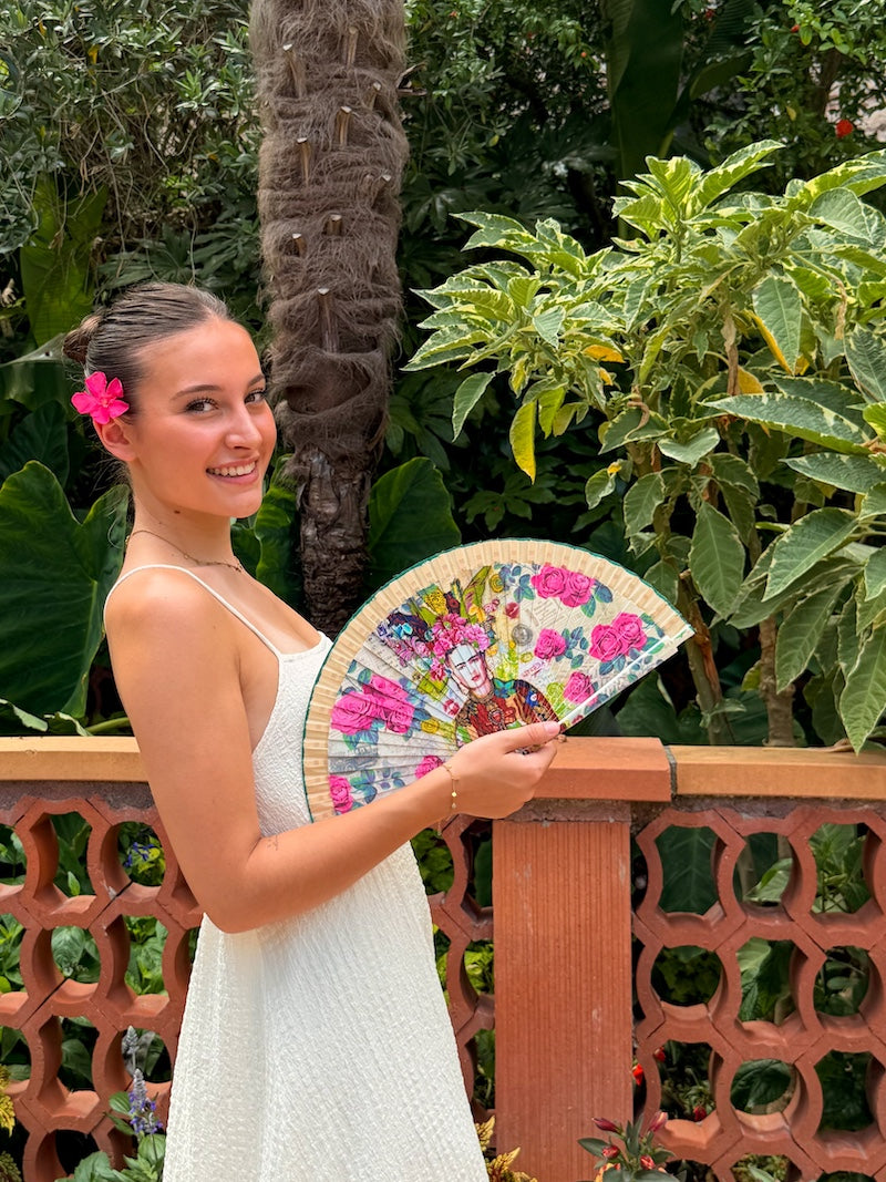 Éventail floral Frida Kahlo beige