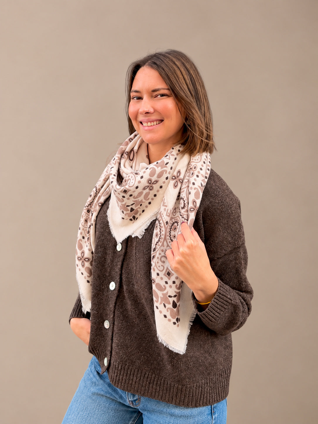 foulard bandana écru tendance pour femme