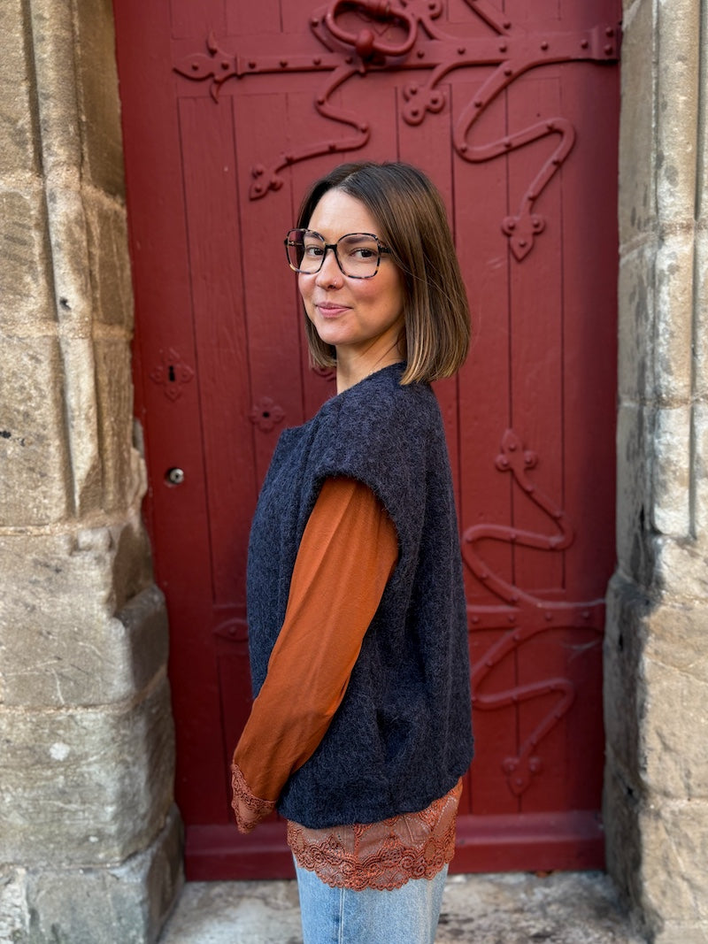 Gilet sans manches duveteux - Tendance et moderne