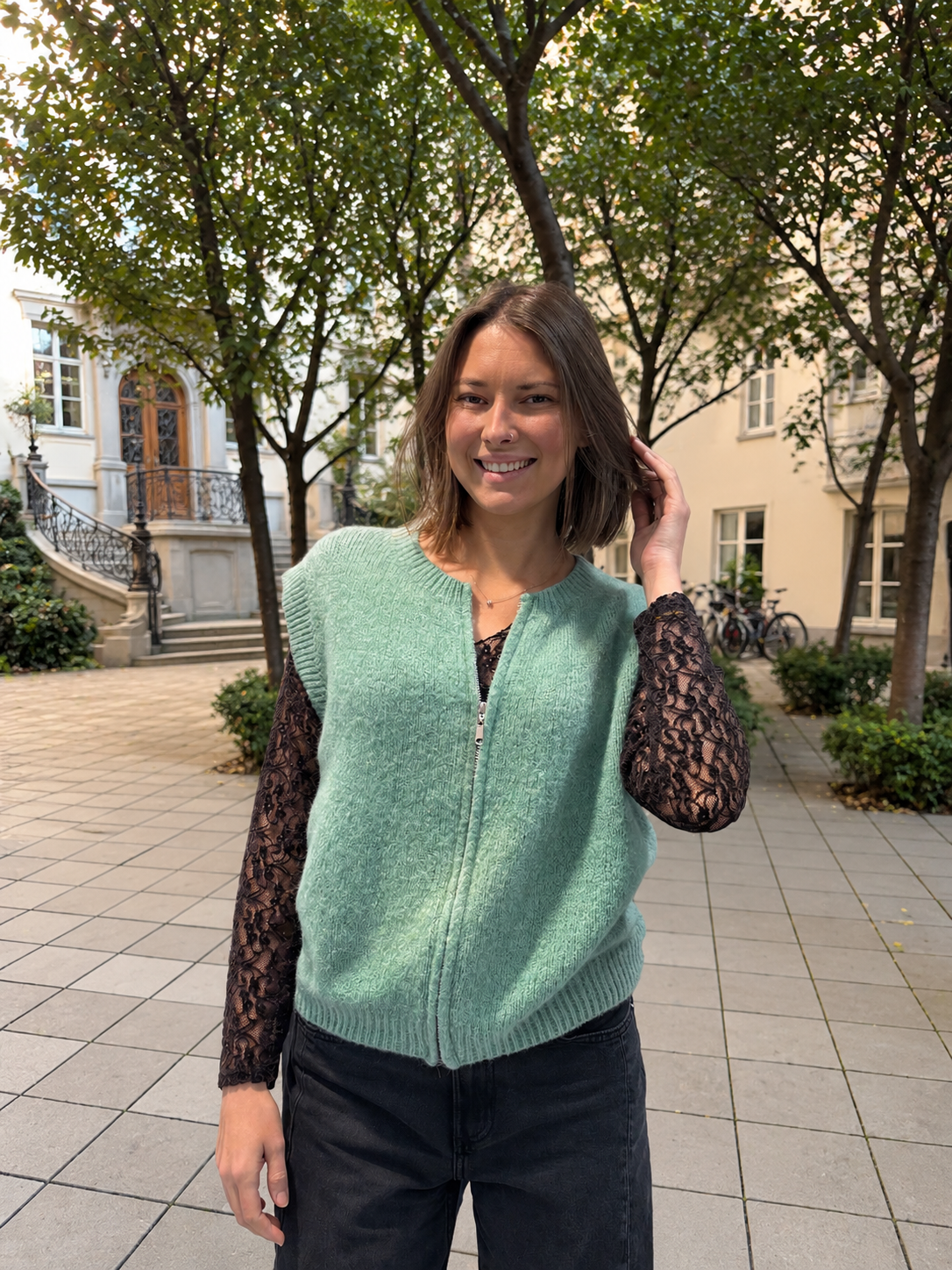 Gilet sans manches zippé en maille vert