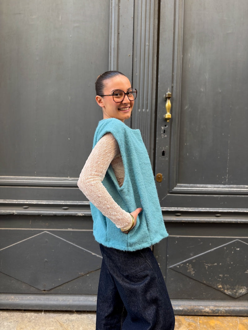 Gilet sans manches duveteux - Tendance et moderne