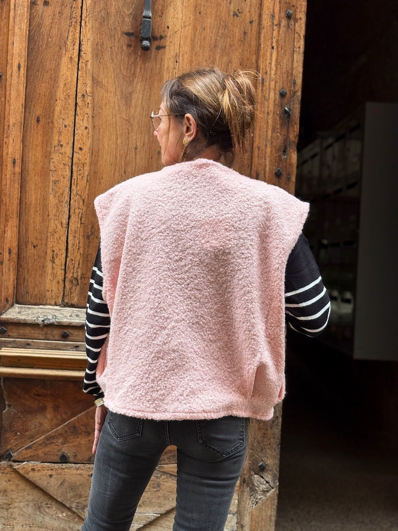 Gilet sans manches duveteux - Tendance et moderne