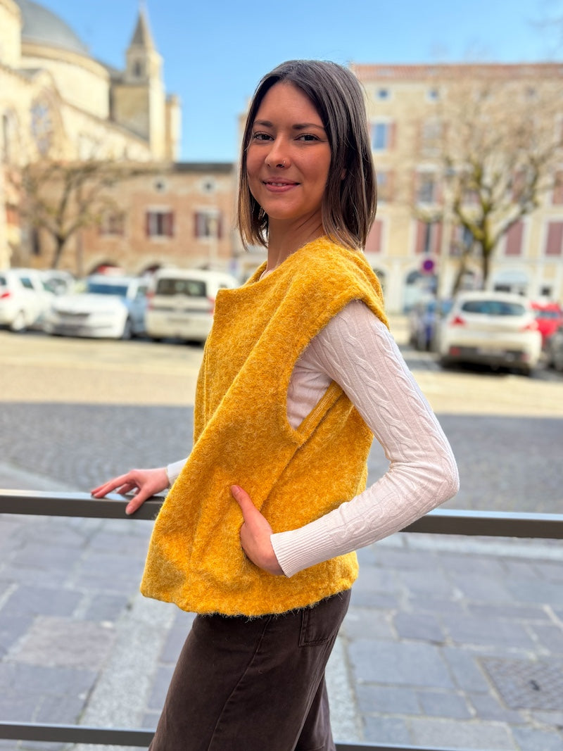 Gilet sans manches duveteux - Tendance et moderne