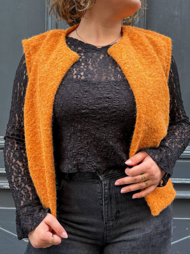 Gilet sans manches duveteux - Tendance et moderne