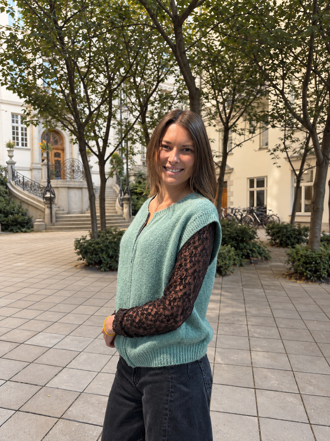 Gilet sans manches zippé en maille vert