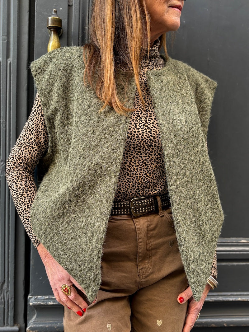 Gilet sans manches duveteux - Tendance et moderne