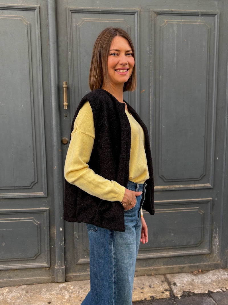 gilet duveteux tendance noir sans manches pour femme
