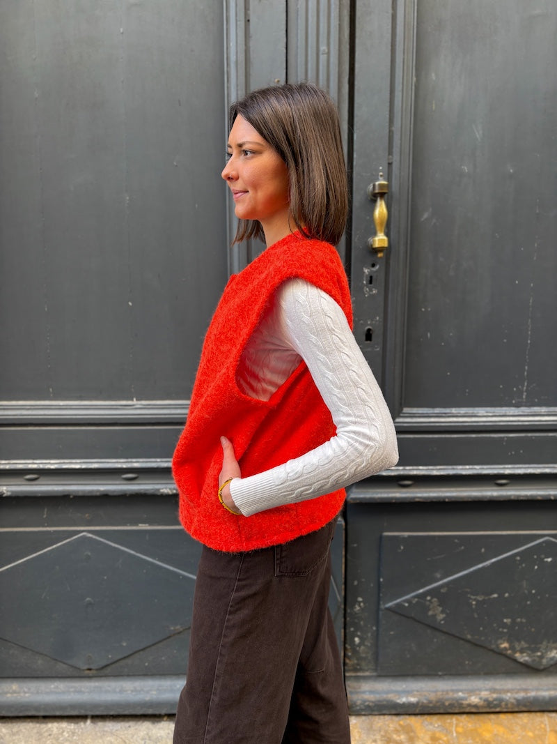 Gilet sans manches duveteux - Tendance et moderne