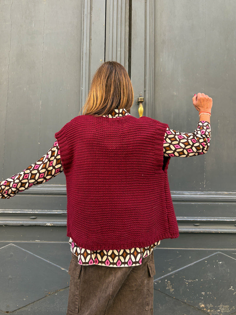 Gilet sans manches en crochet bordeaux April Vintage