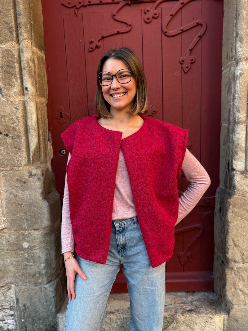 Gilet sans manches moumoute framboise