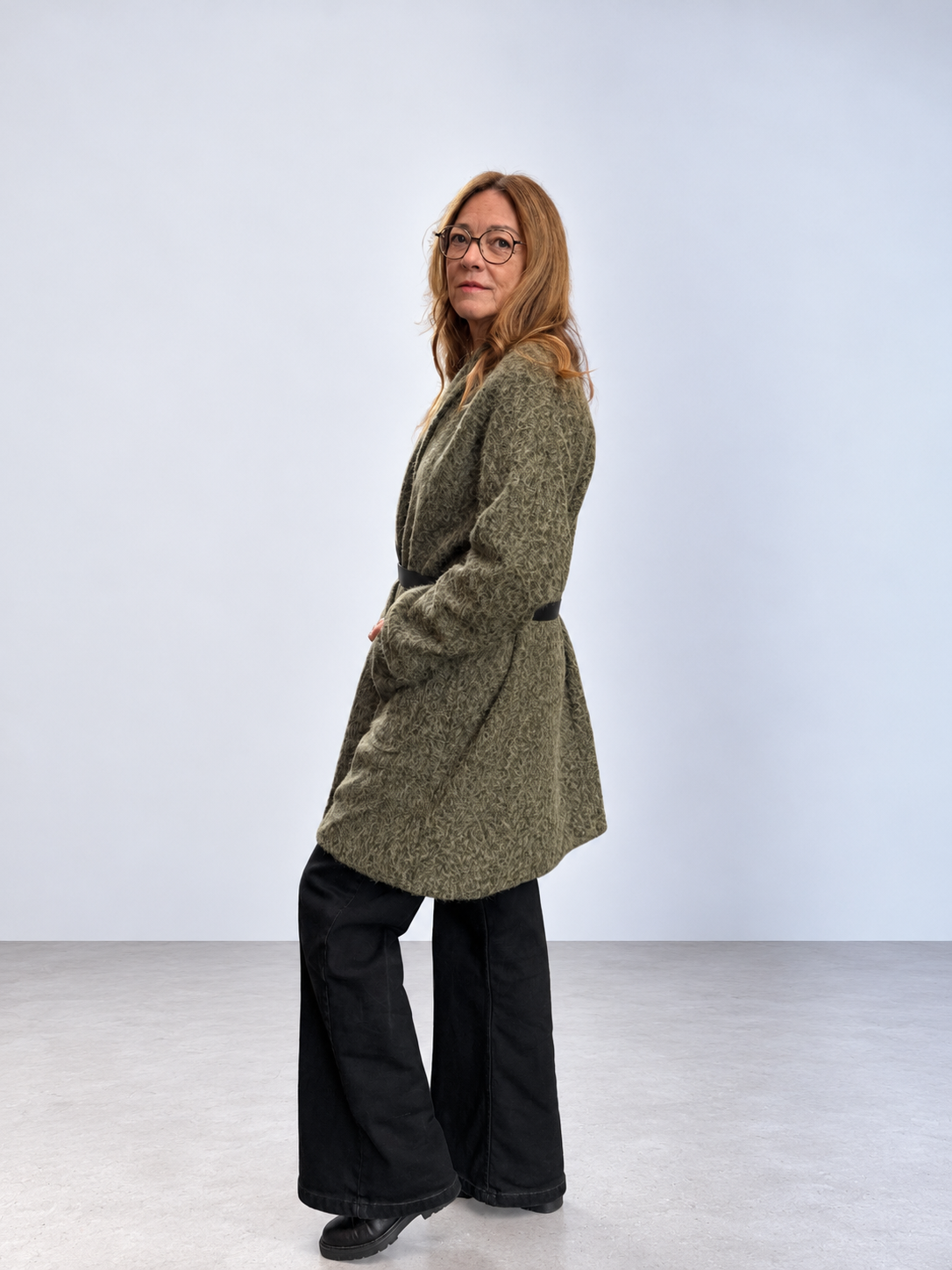 Manteau duveteux mi-long tendance pour femme