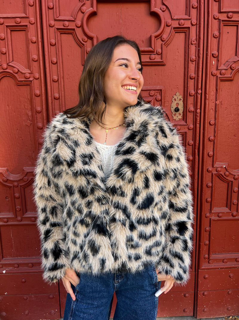 Manteau fausse fourrure léopard