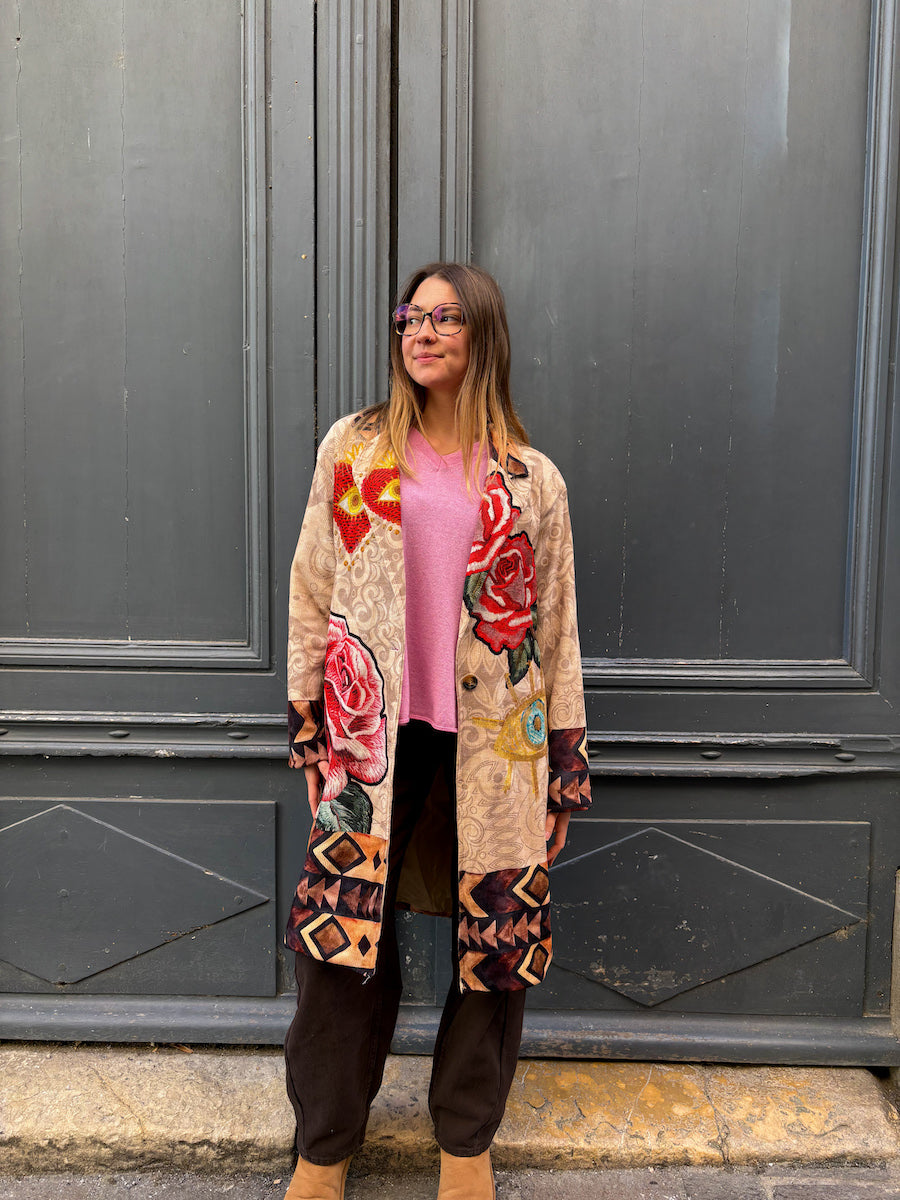 Manteau long femme imprimé Frida Kahlo et fleurs