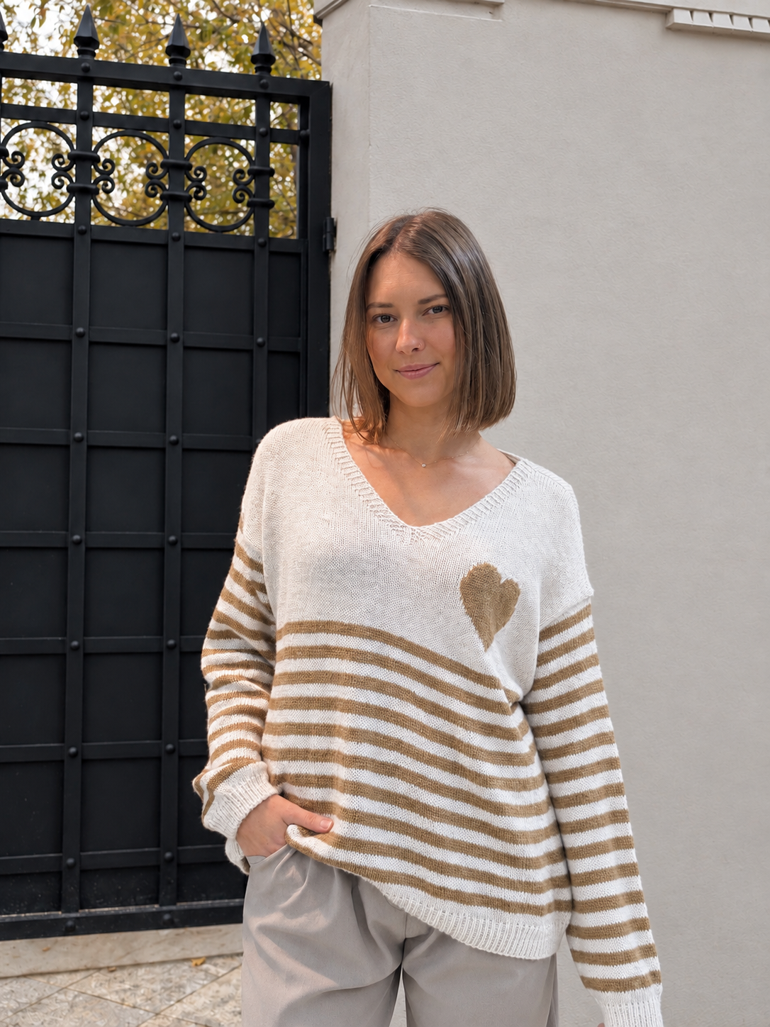 Pull à rayures et coeur tendance pour femme
