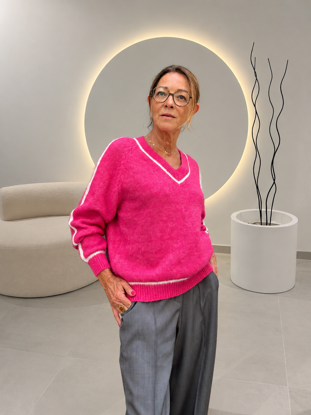 pull rose en cachemire col v tendance pour femme automne mi saison