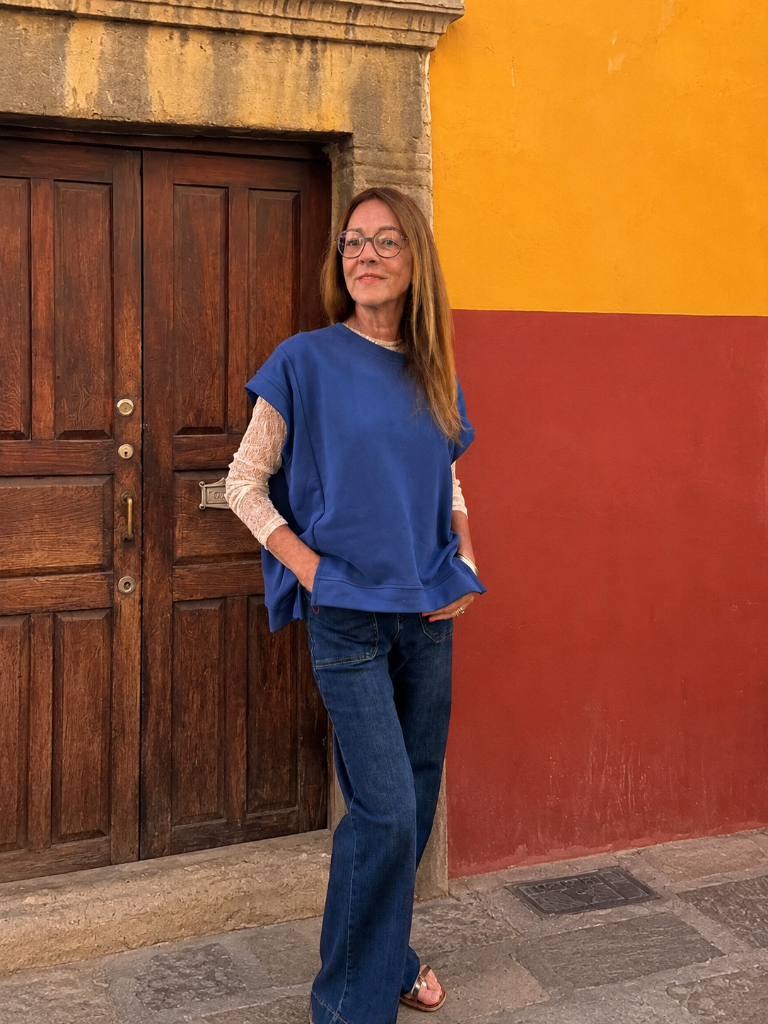 pull sans manches bleu tendance mi saison automne love by md