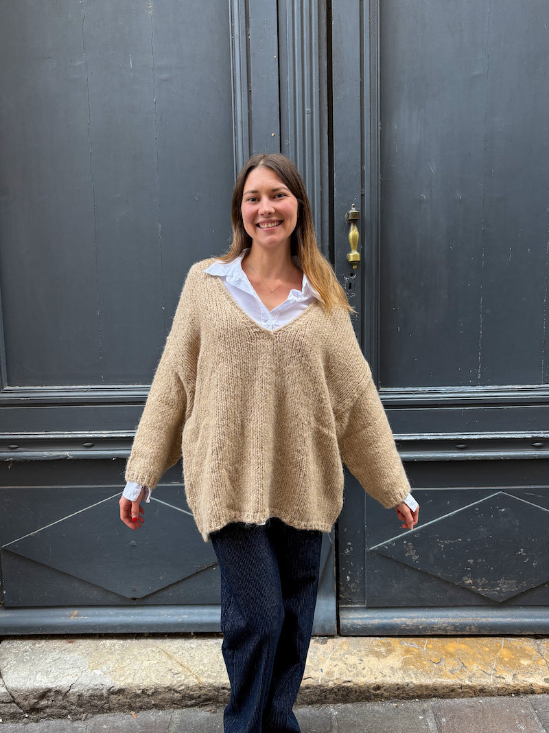 Pull oversize beige en maille Banditas from Marseille - Nina