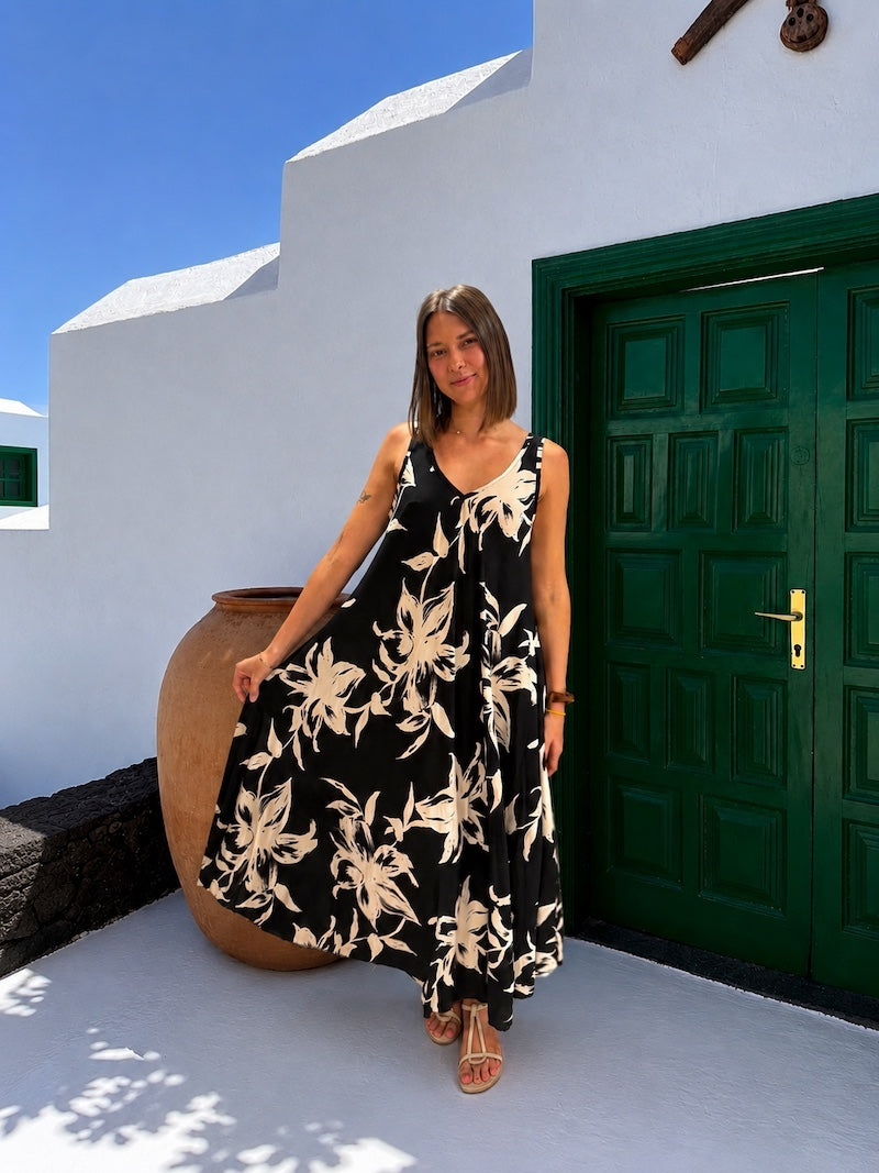 Robe longue et fluide à motif noir et blanc