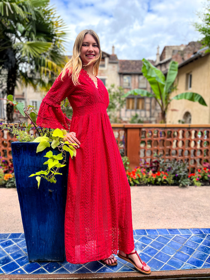 Robe longue bohème en dentelle rouge