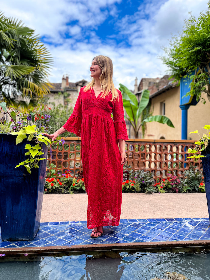 Robe longue bohème en dentelle rouge
