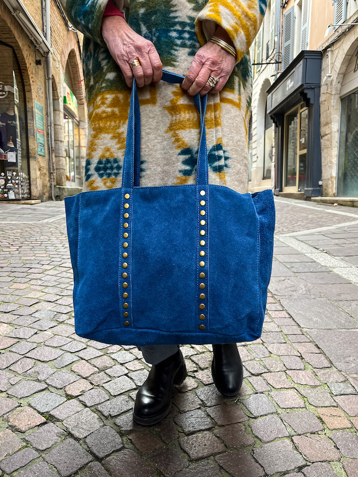 Sac cabas clouté en daim bleu jean