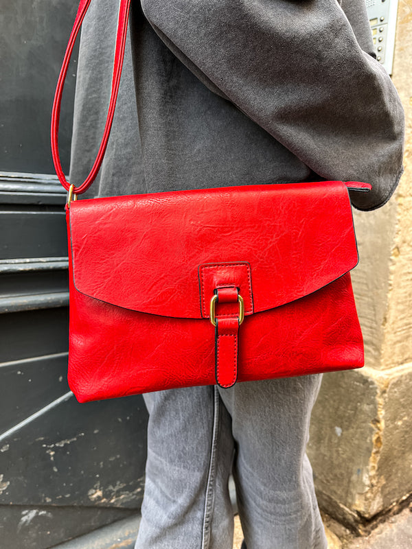 Sac bandoulière en similicuir rouge