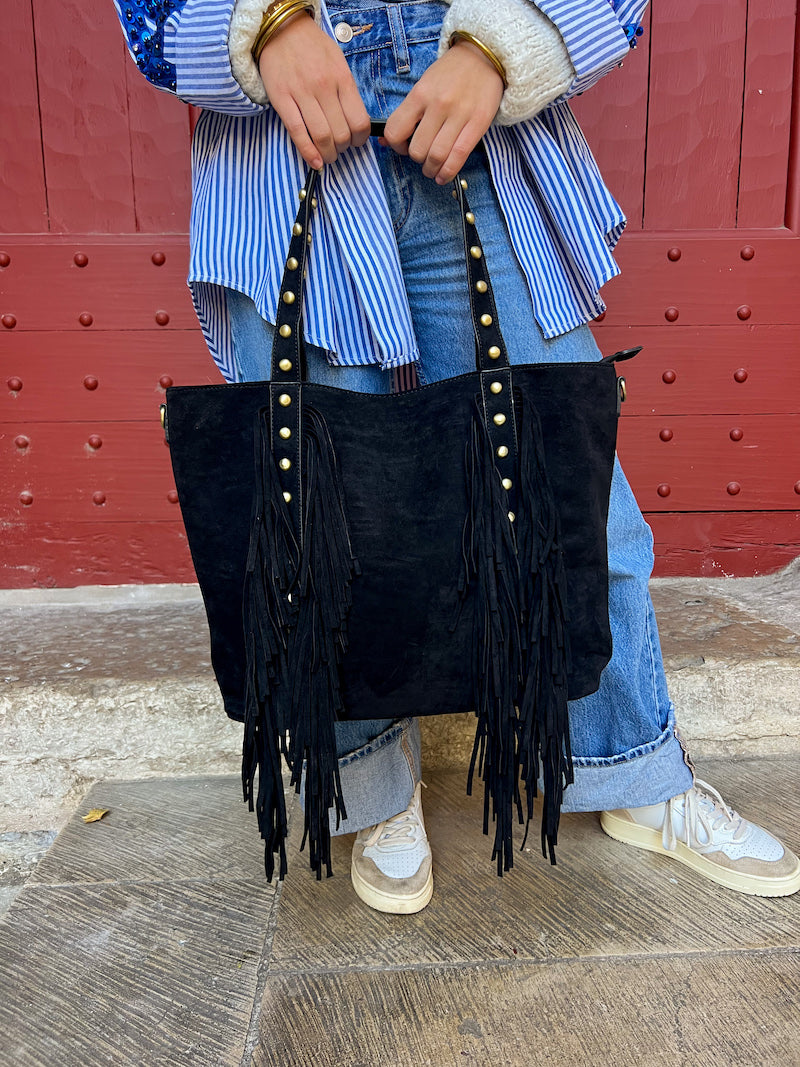 Sac à main en daim noir à franges