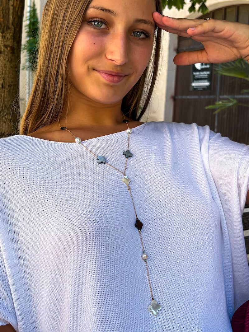 Sautoir trèfle en onyx  nacre et plaqué or Lucky