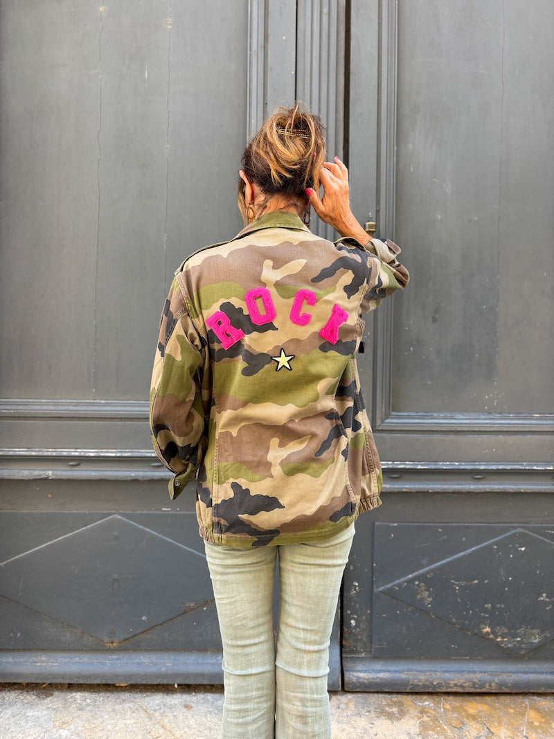 veste rock and roll customisée à la main 