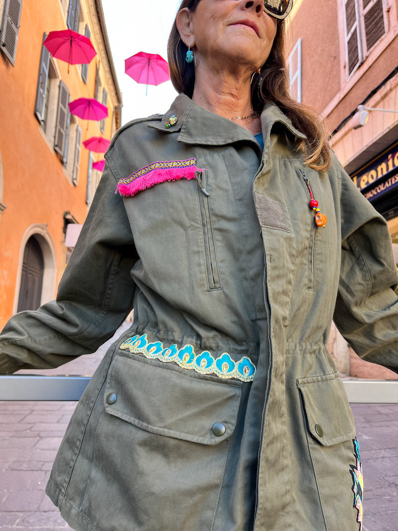 veste militaire brodée frida kahlo