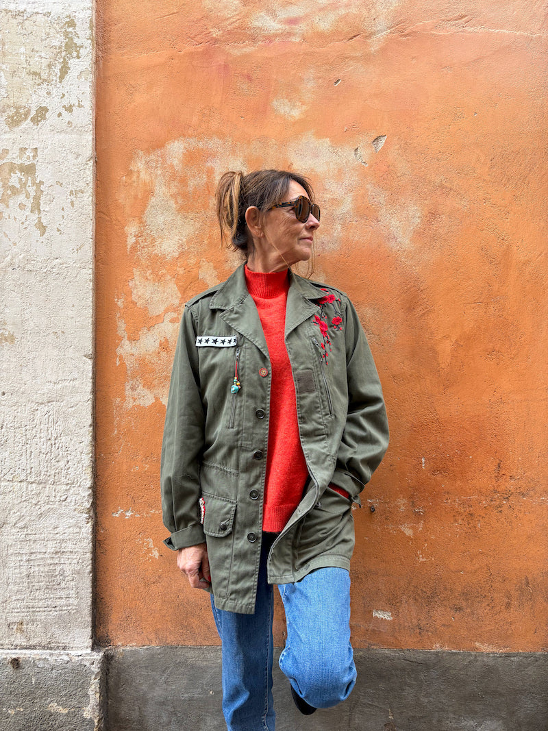 Veste militaire femme brodée à la main Frida Kahlo