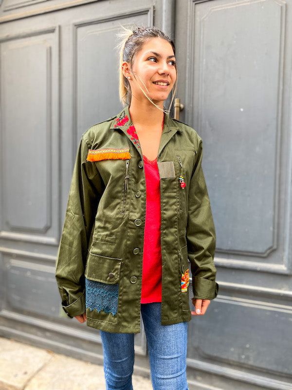 Veste militaire customisée Frida Kahlo Maravillosa