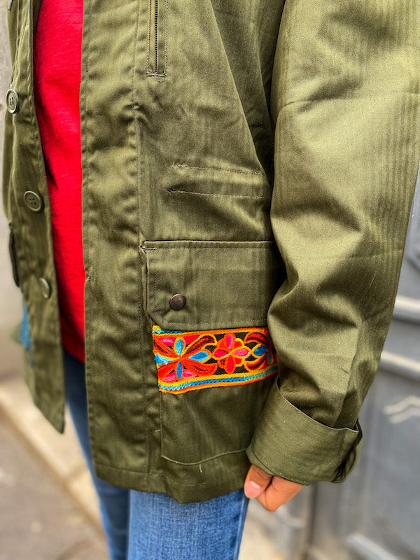 Veste militaire customisée Frida Kahlo Maravillosa