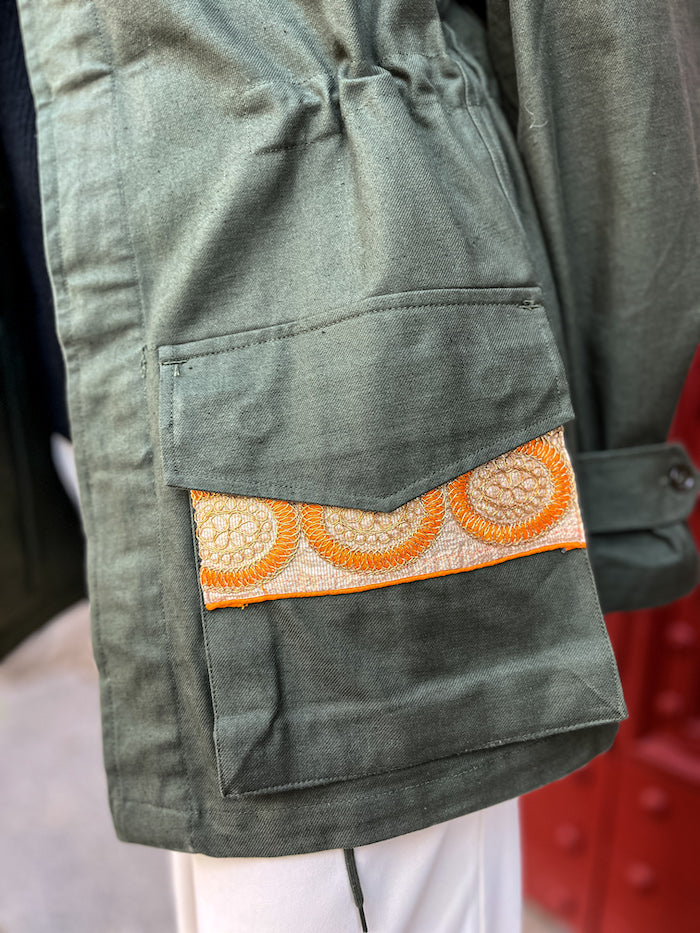 Veste militaire personnalisée à la main Frida Kahlo