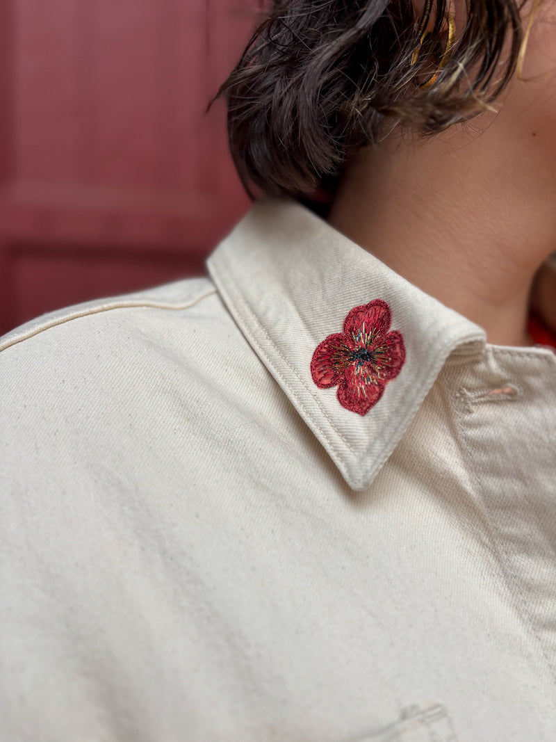 Veste en jean oversize blanc cassé personnalisée de Frida Kahlo