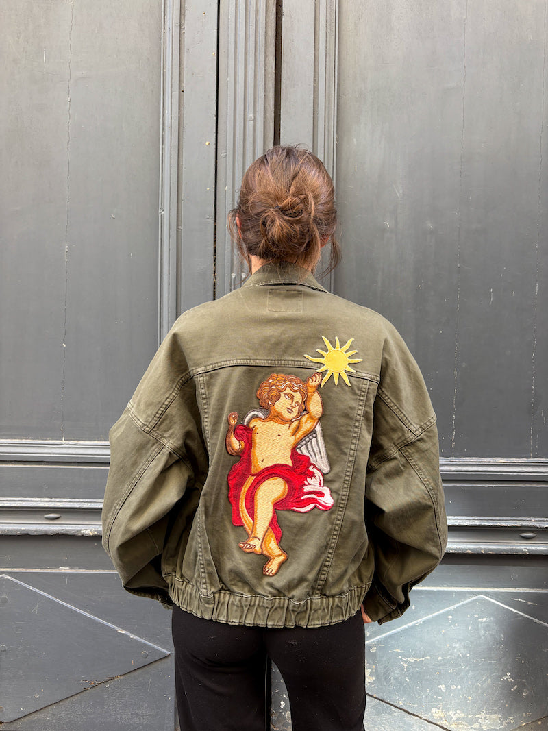 Veste brodée d'un ange et d'un soleil
