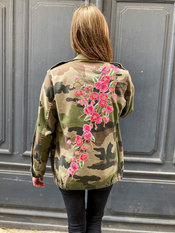 Veste militaire camouflage à fleurs de cerisiers