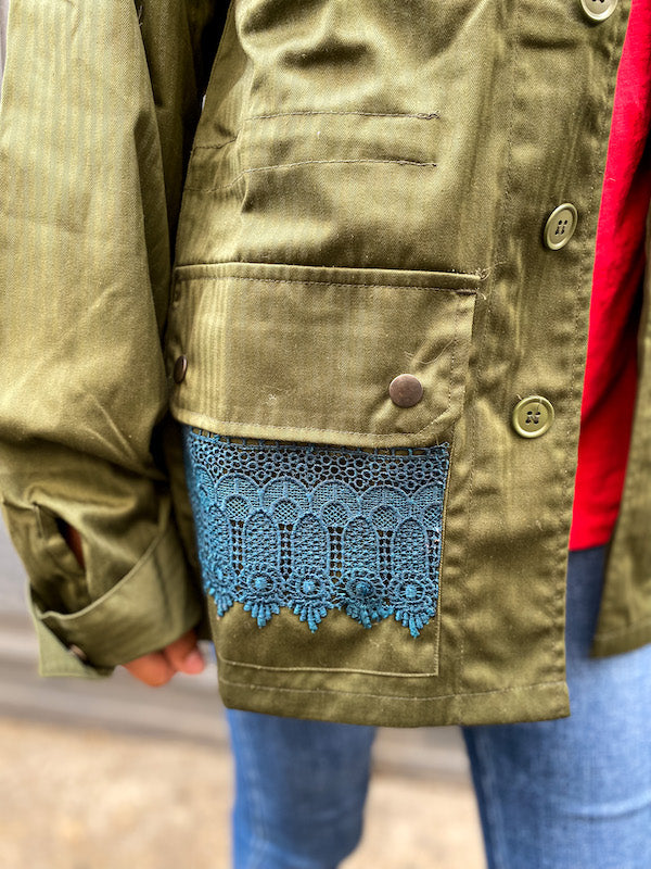 Veste militaire customisée Frida Kahlo Maravillosa