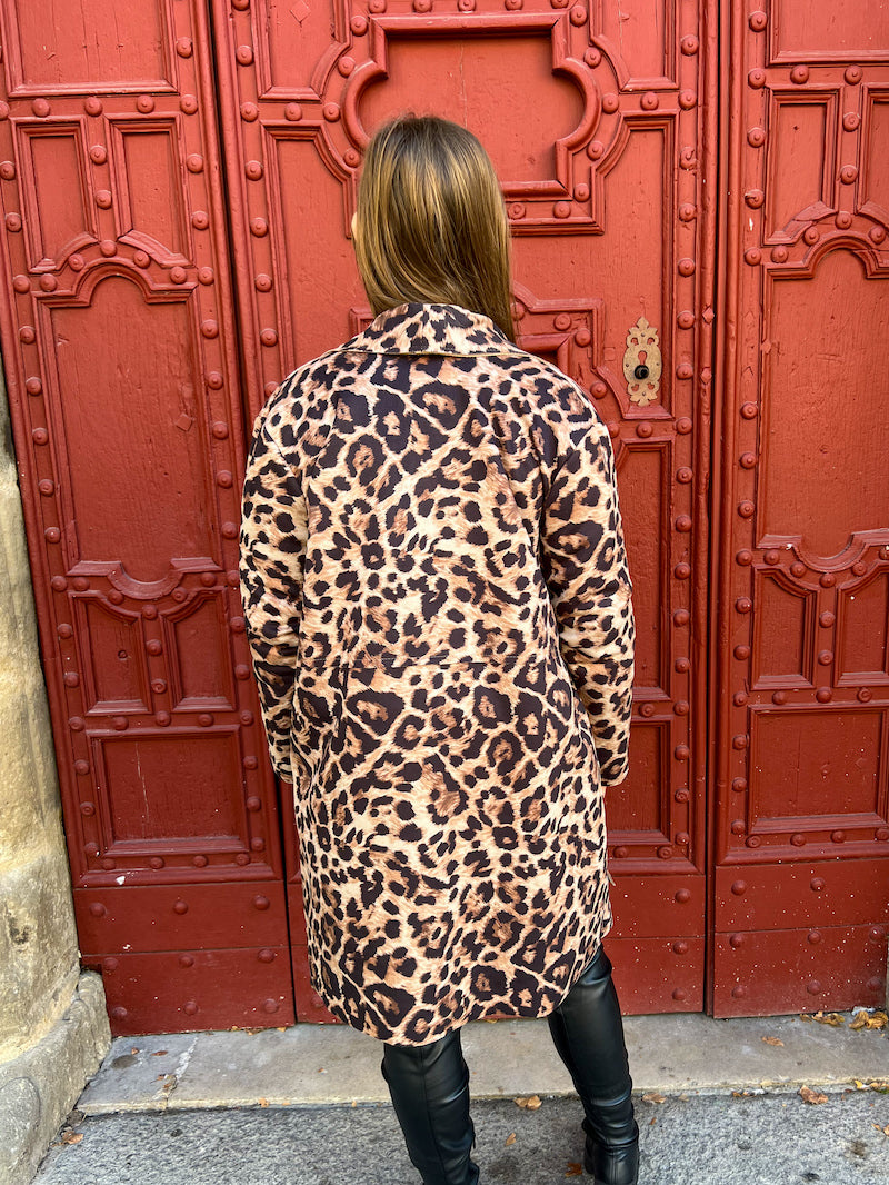 Trench mi-long léopard en suédine
